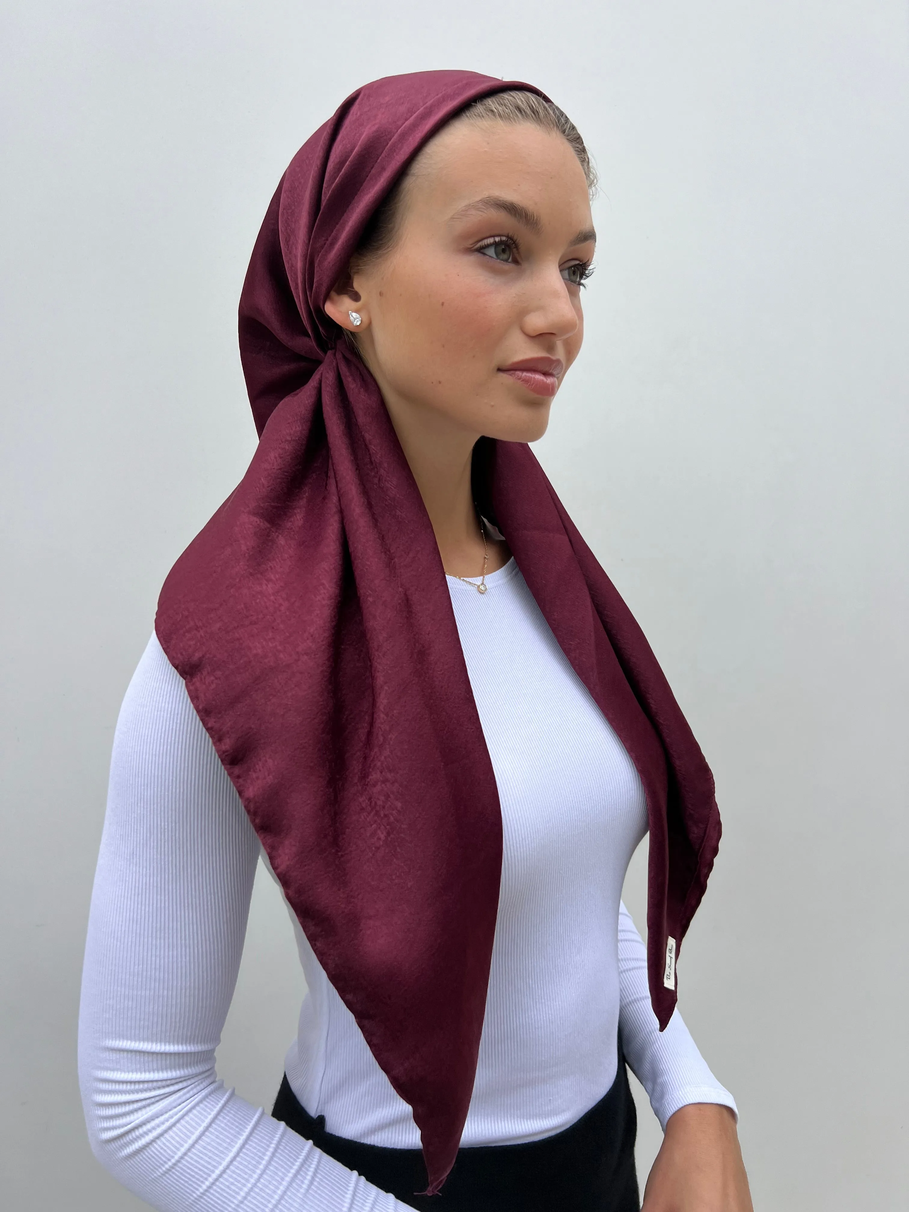 CLASSIC PRETIED Velour Satin Wine (with Velvet Grip)