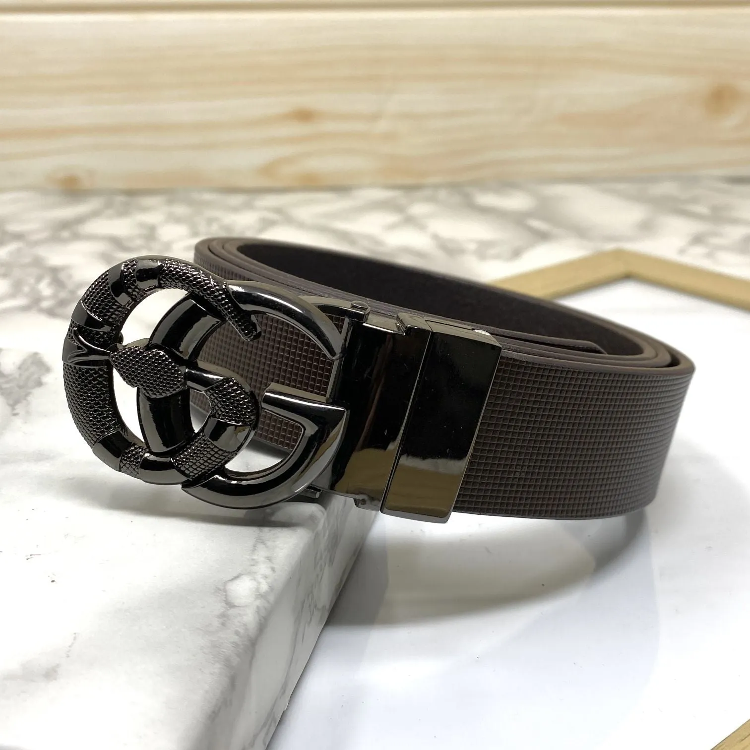 Classy Round Snake Design Leather Strap Belt-JoansParamount