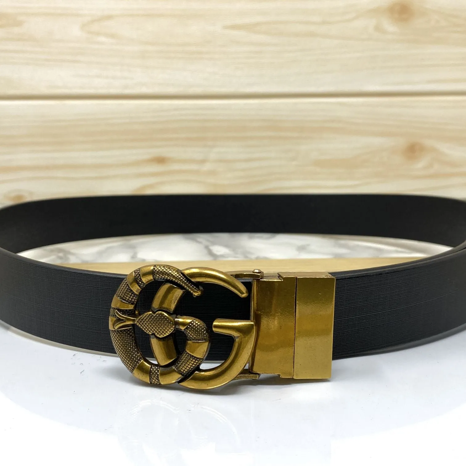 Classy Round Snake Design Leather Strap Belt-JoansParamount