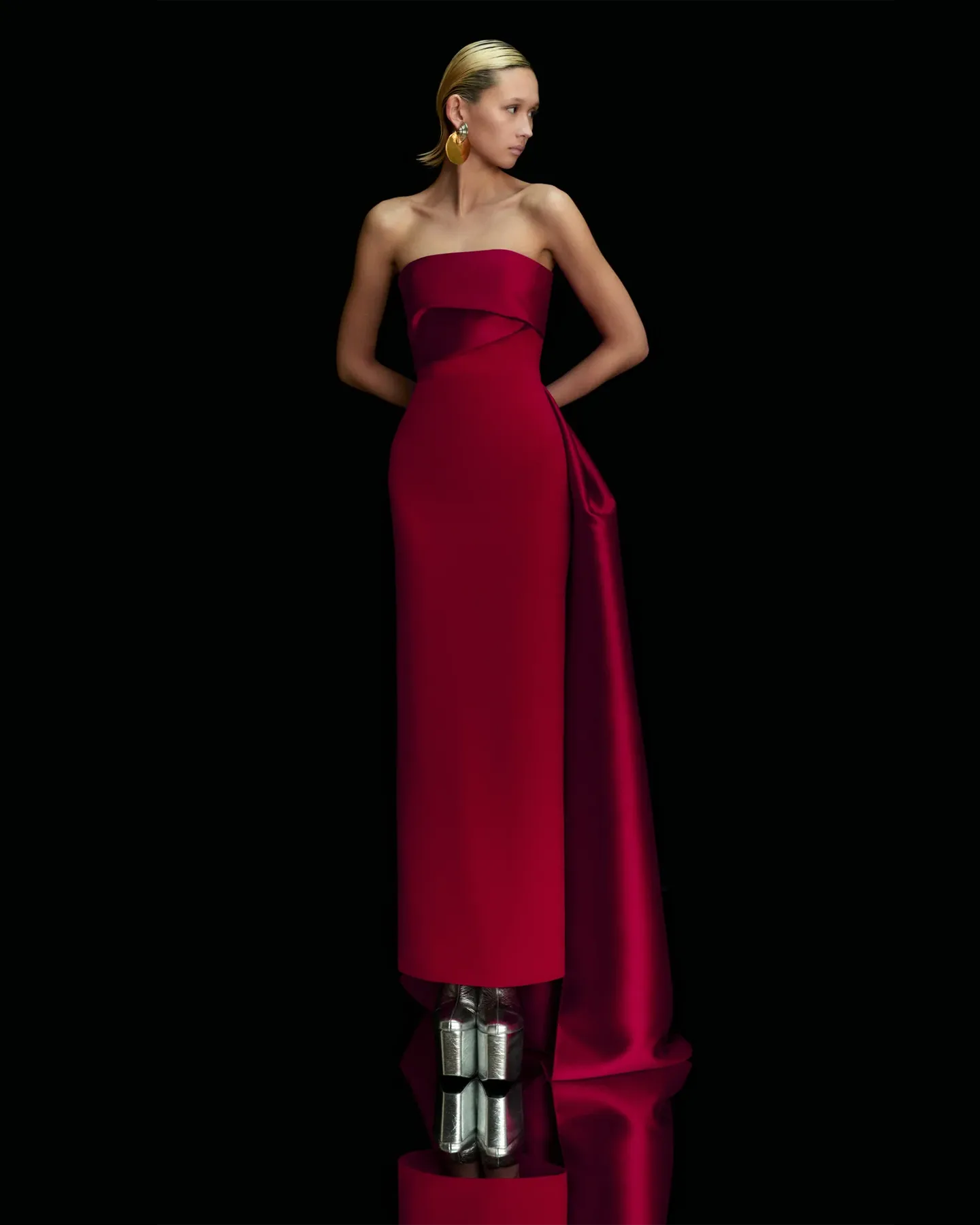 Elegant Pink Strapless Evening Dress with Gloves SF123