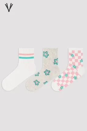 Step Up Your Socket Socks with Our Floral Check 3 Pcs Socks - Perfect for Every Occasion