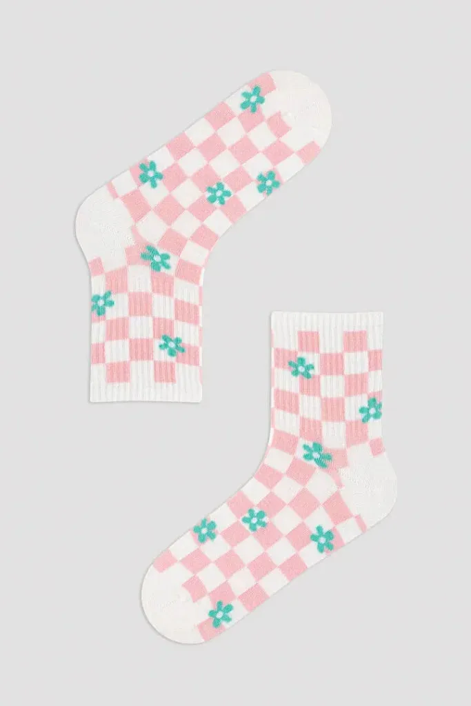 Step Up Your Socket Socks with Our Floral Check 3 Pcs Socks - Perfect for Every Occasion