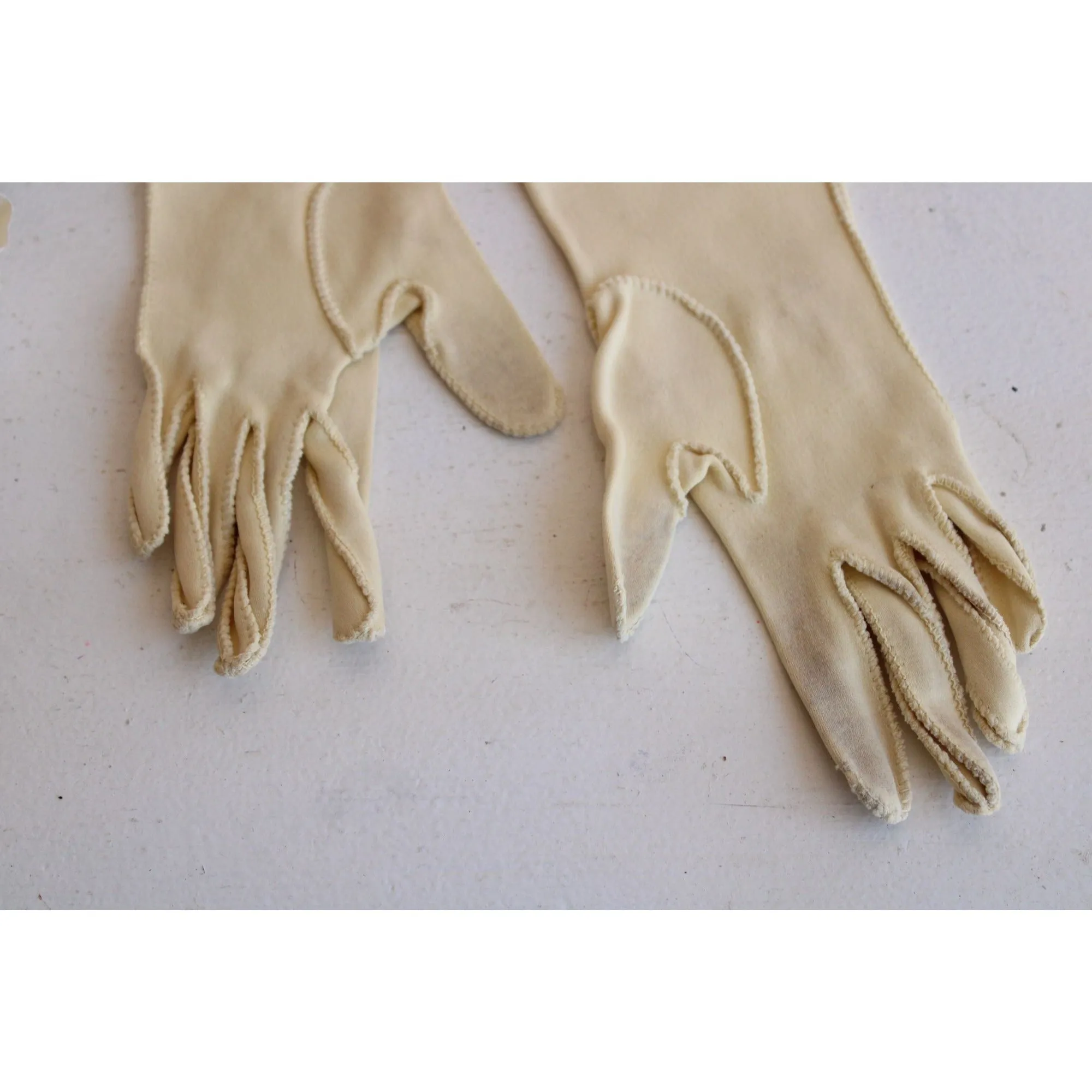 Vintage 1960s Yellow Wrist Matinee Length Cotton Glove